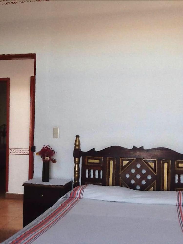 Posada De San Agustin Pátzcuaro المظهر الخارجي الصورة